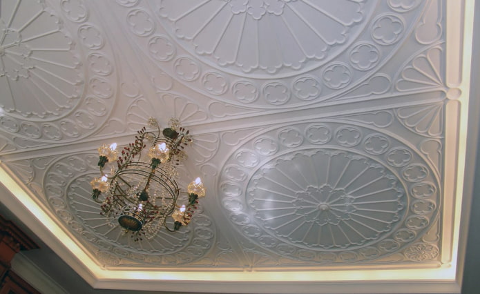 gypsum ornament on the ceiling