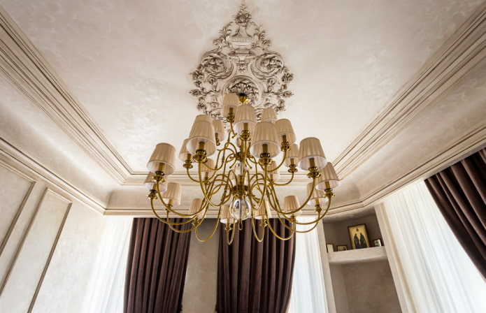 ceiling molding made of polyurethane