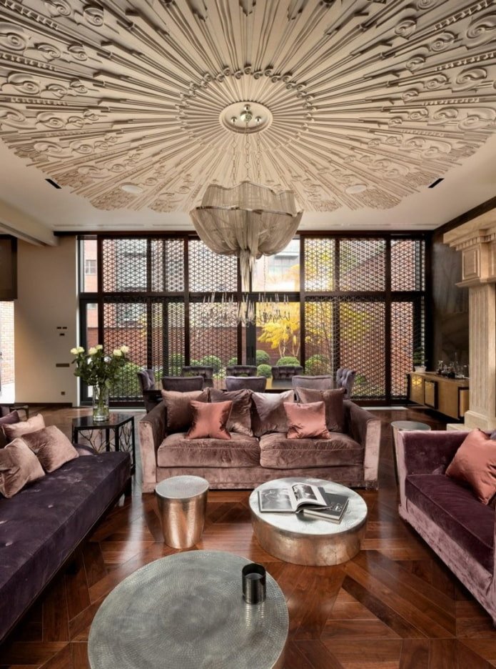 stucco decor on the ceiling in the art deco style