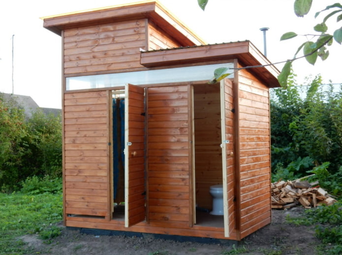 wooden shower for a summer cottage