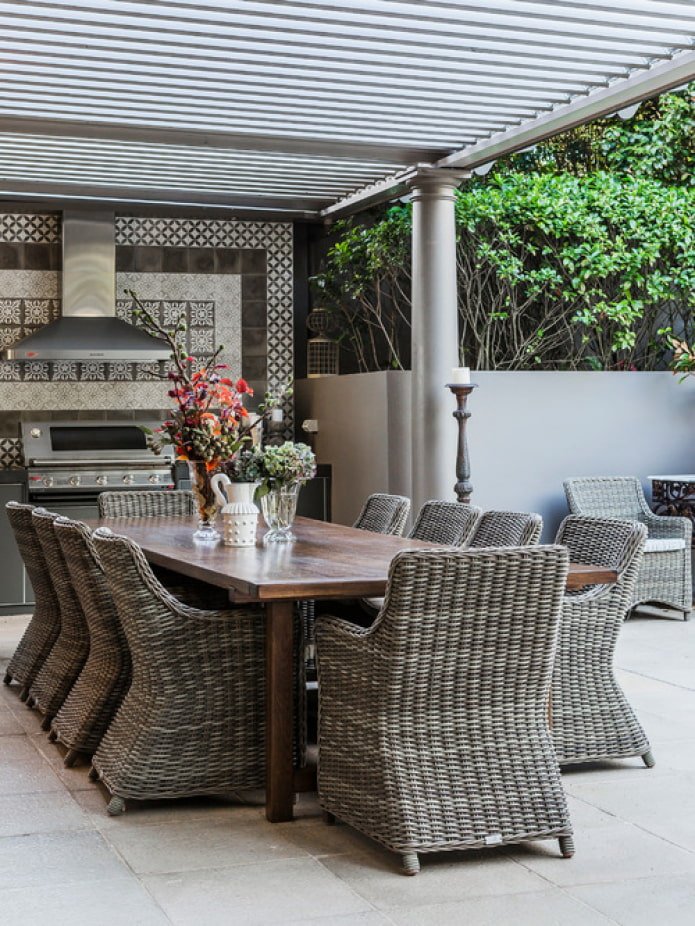 rattan furniture for the cottage