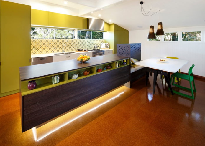 linoleum in the kitchen interior