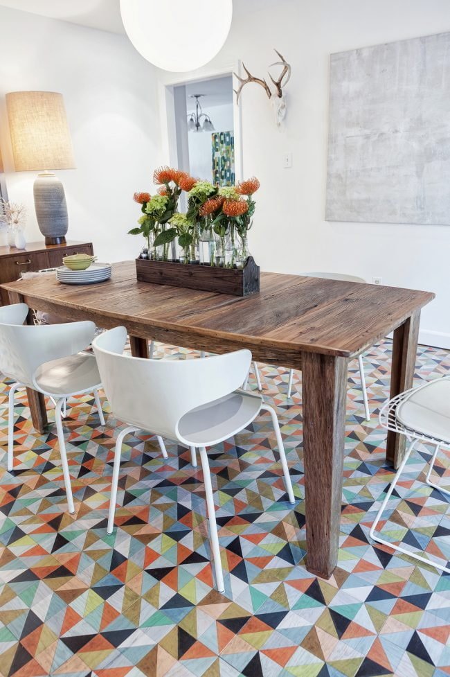 Multi-colored triangles on the floor