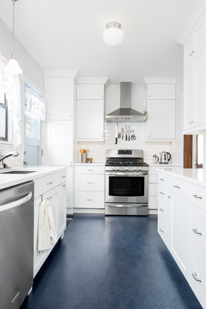 blue linoleum in the interior