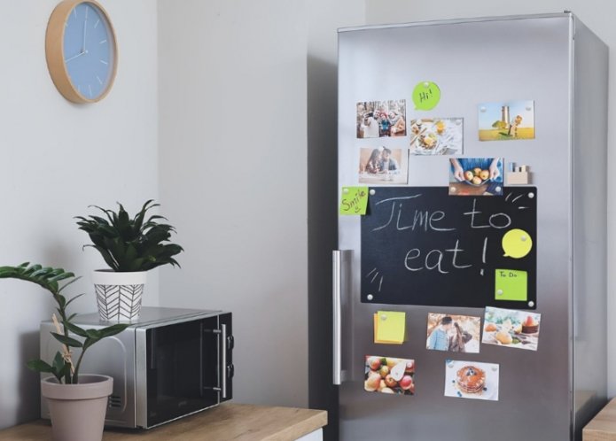 magnetic board