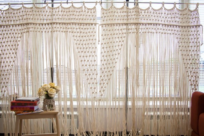 thread curtains for windows