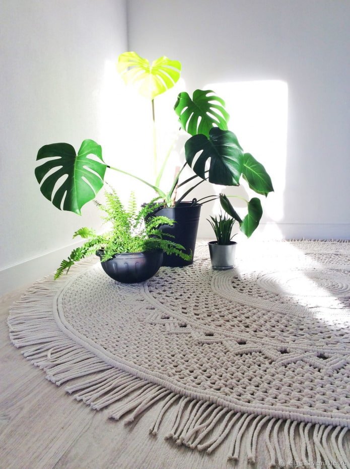 round macrame rug