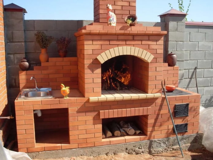 Brick barbecue with a sink