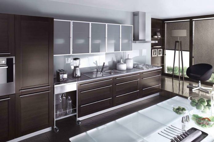 Kitchen fronts with aluminum frames