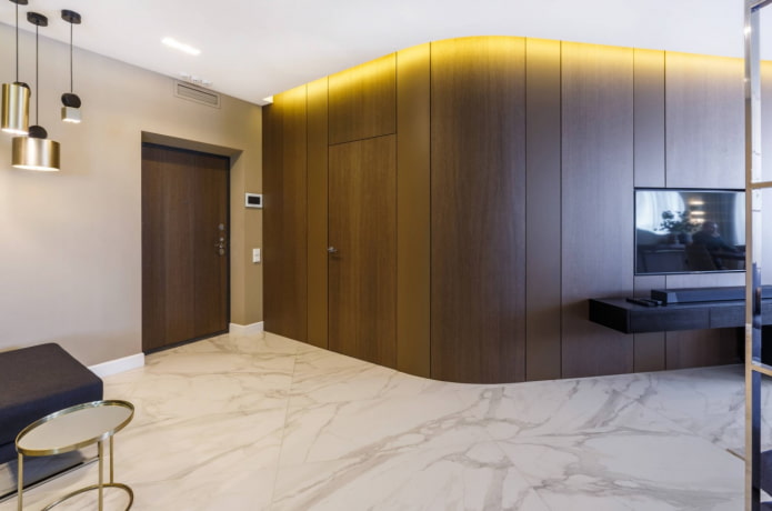 false panels in the hallway