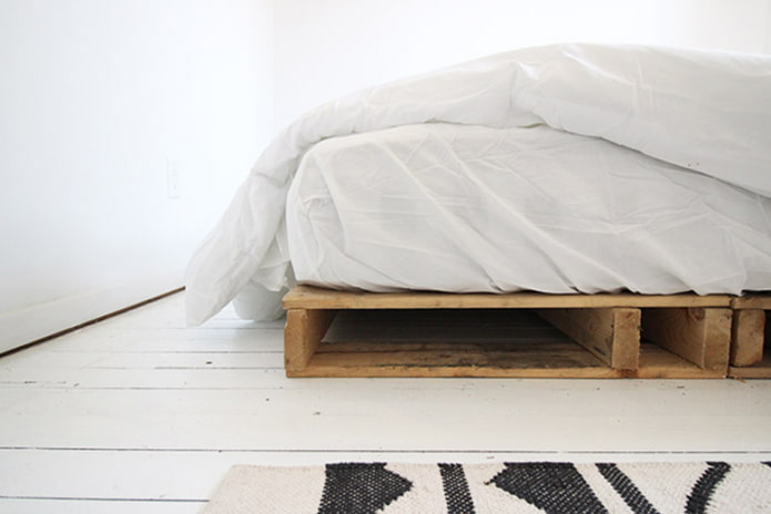 Bed frame