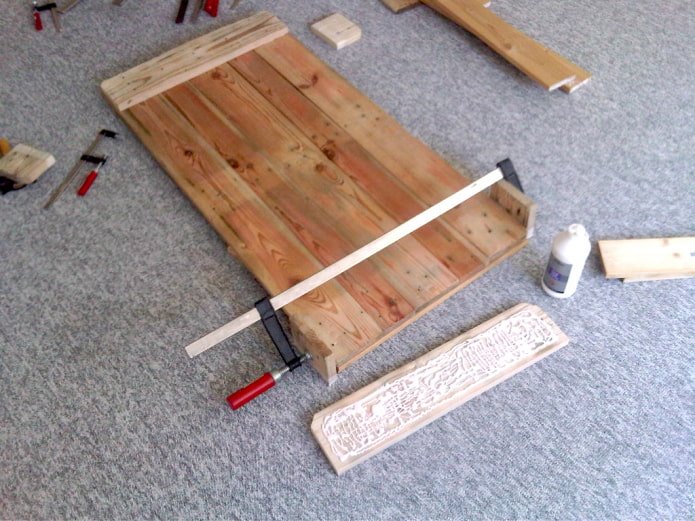 Gluing the bars