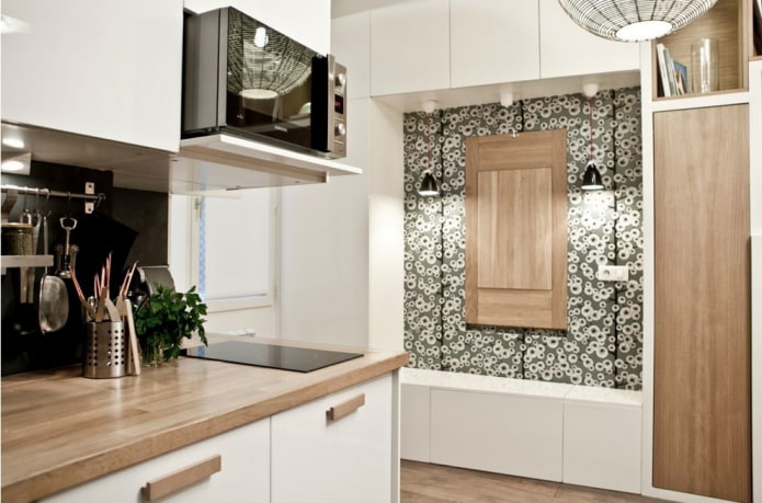 Folded wall-mounted table