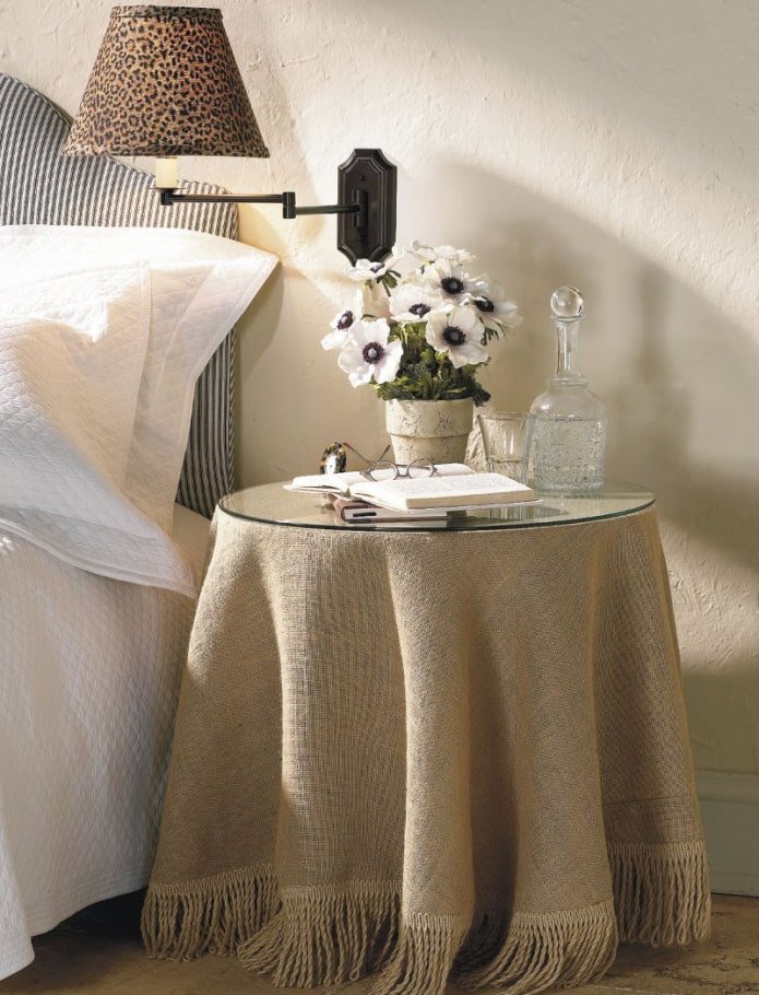 tablecloth for a bedside table