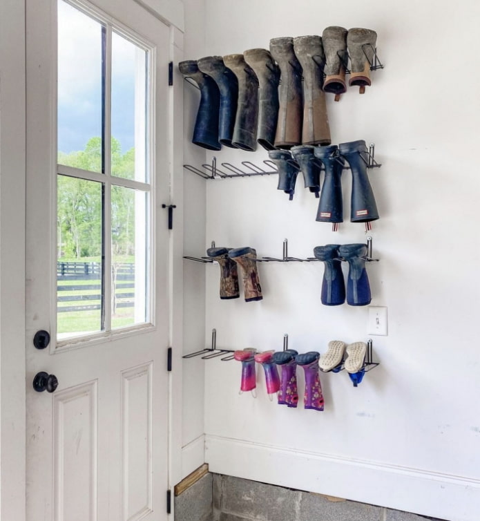 shoe hooks