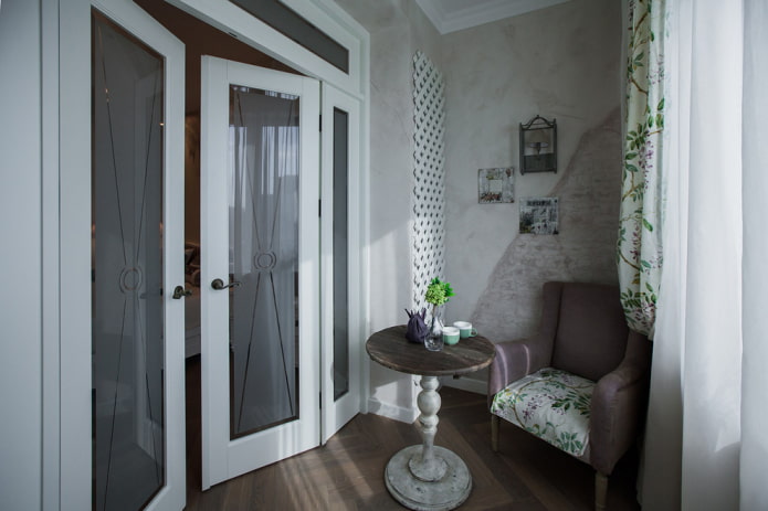 glass swing doors in the interior