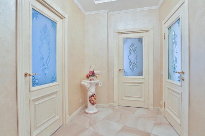 doors with patterned glass inserts