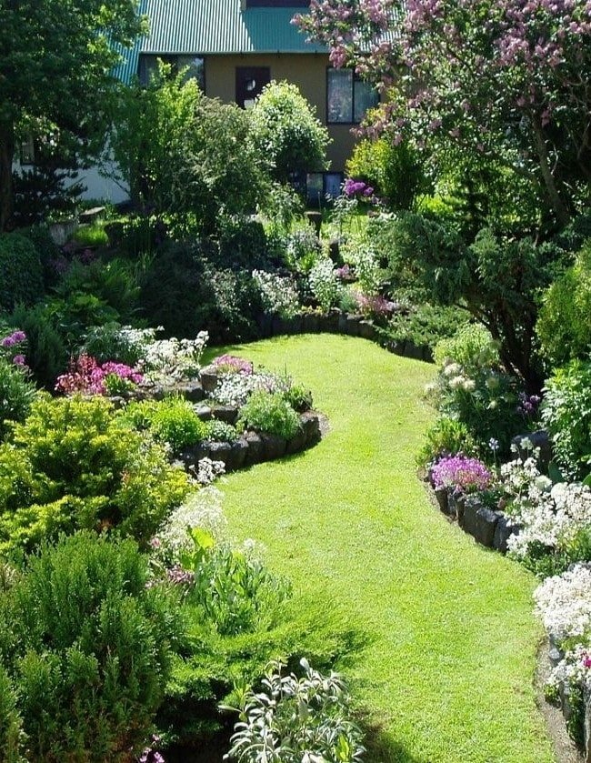 English mixborder on the site