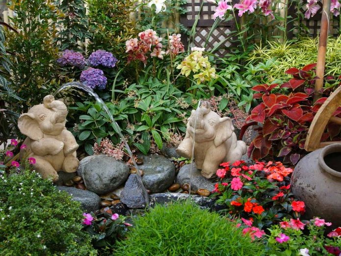 mixborder with a fountain