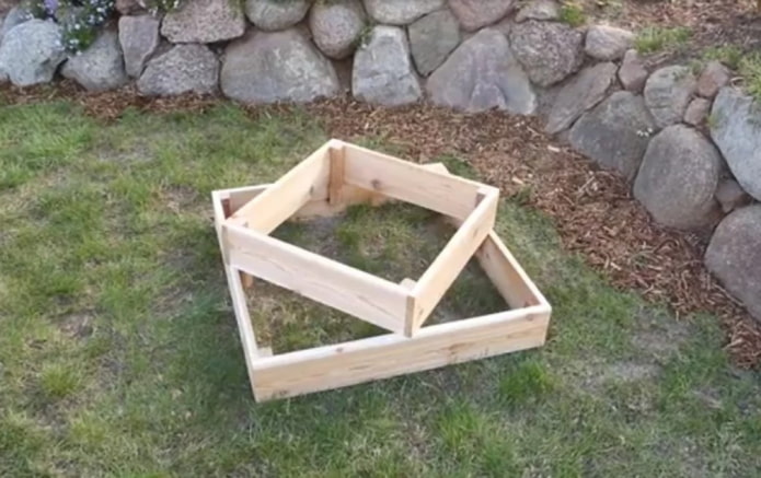 DIY wooden flower bed