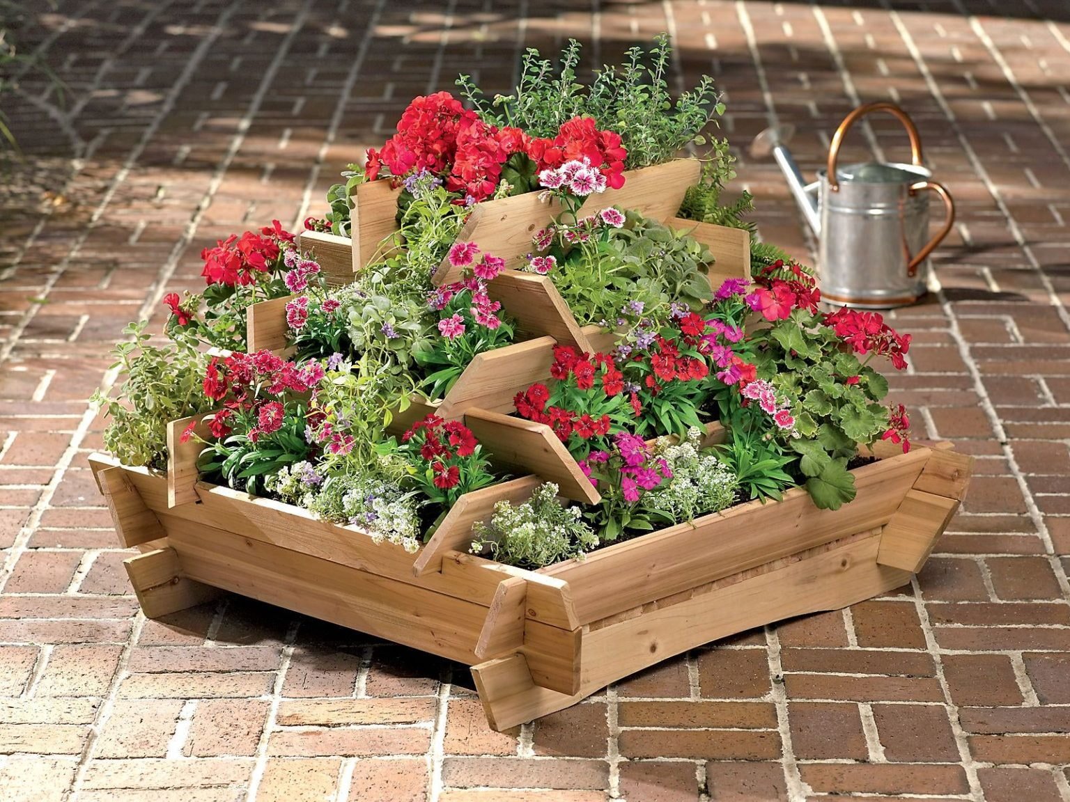 How to design a multi-tiered flowerbed on a summer cottage?