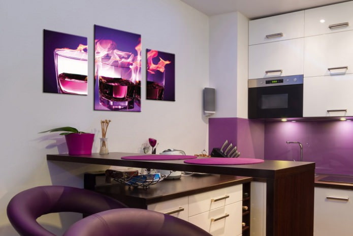 Modular painting in the kitchen interior