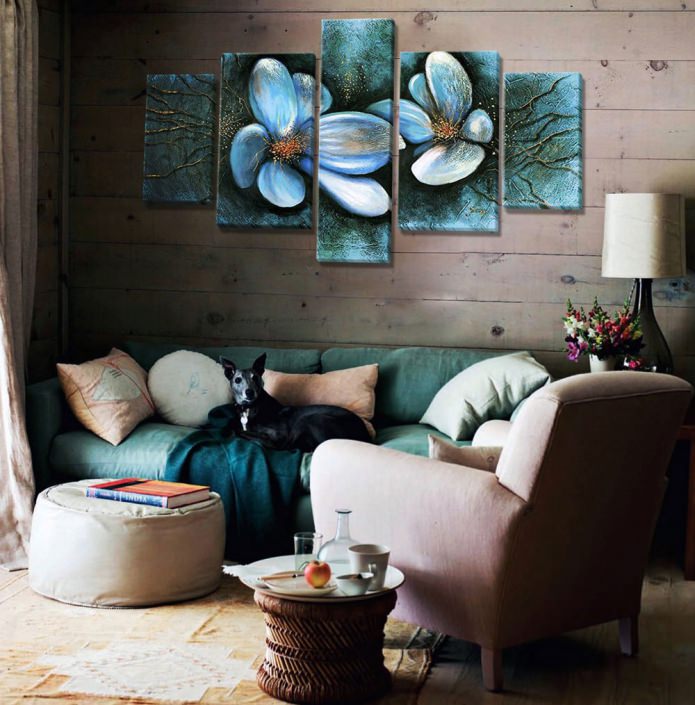 Modular painting with flowers in the living room interior