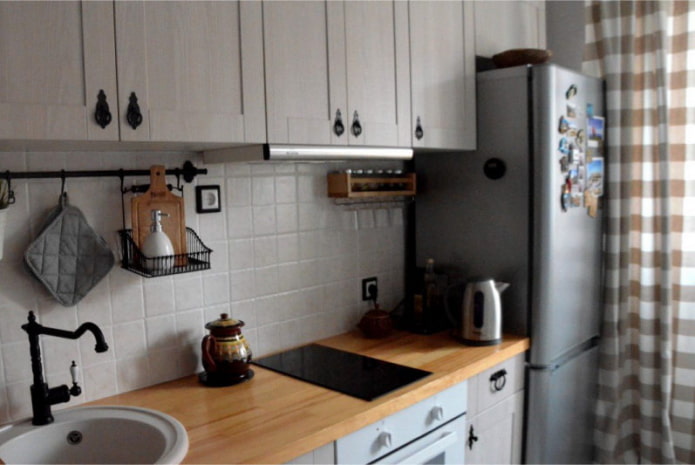 modular kitchen without upper cabinets