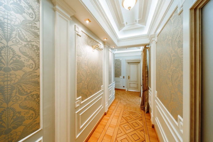 wall moldings in the hallway interior