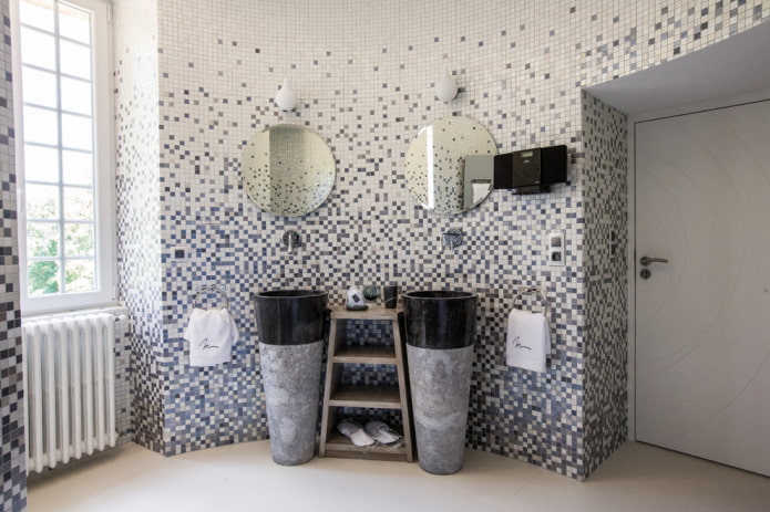plastic mosaic tiles in the bathroom