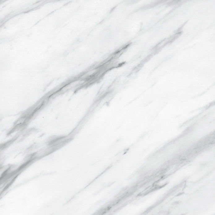 imitation marble in the interior
