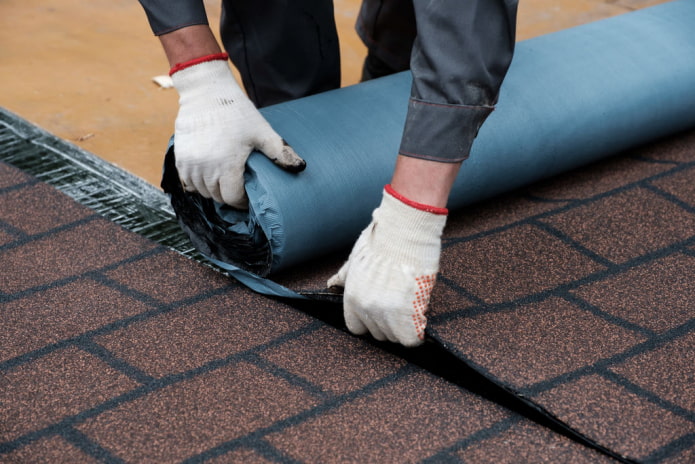 installation of roll shingles