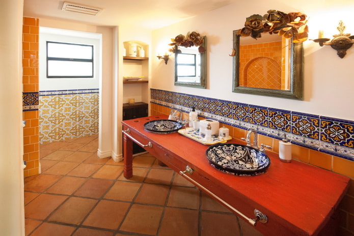 floor tiles in the interior in the Mediterranean style