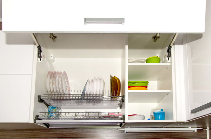 Drying rack inside the cabinet