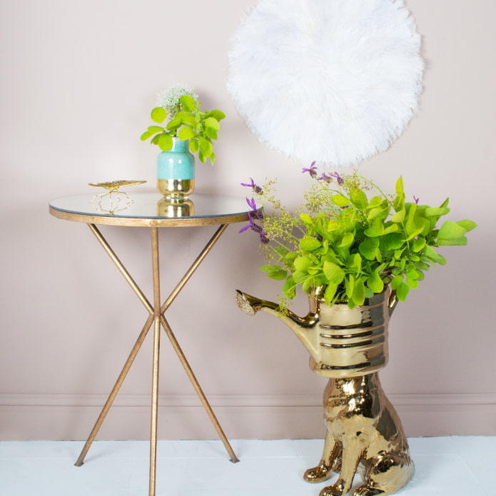 original gold vase