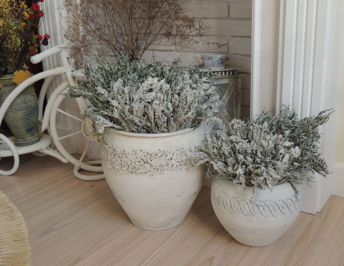 a vase in the Provence style