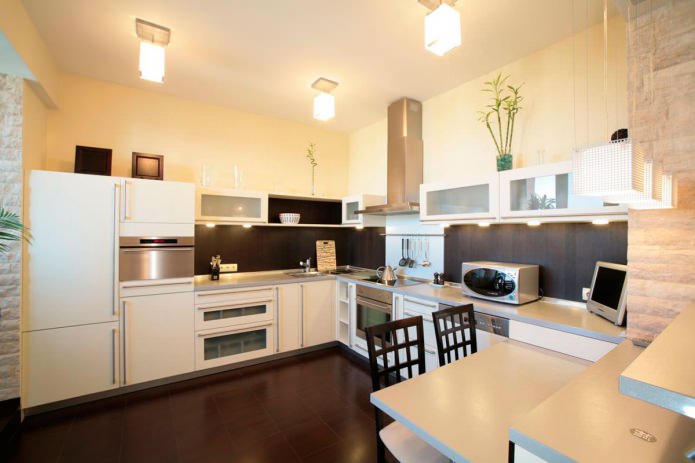 Matte stretch ceiling in the kitchen