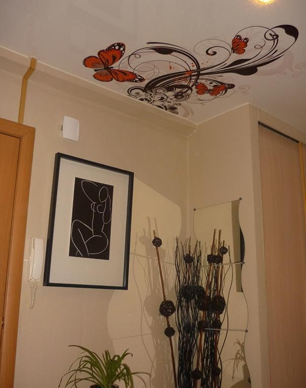 stretch ceiling structure with a pattern