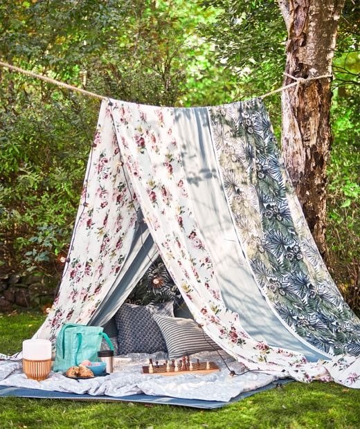 Canopy from a blanket