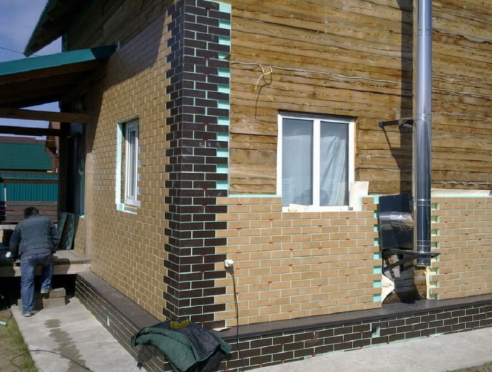 facade thermal panels on the house