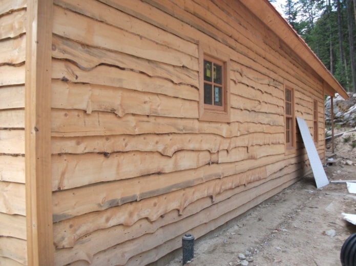 inexpensive way to finish the facade of a house