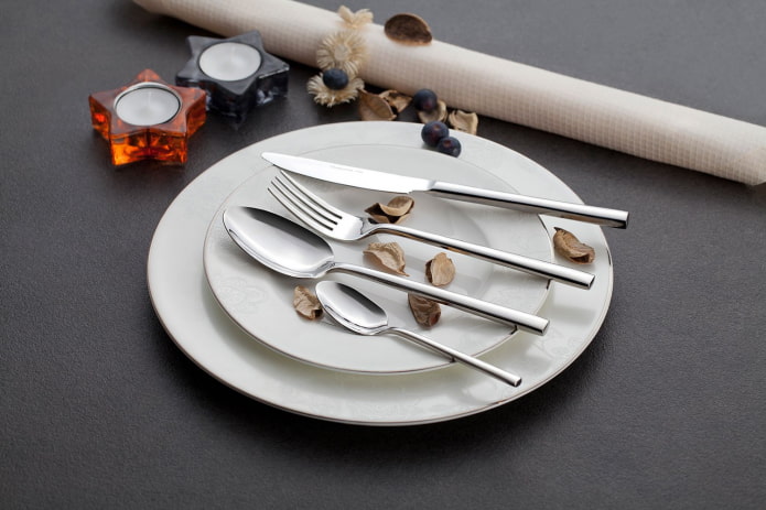 Metal appliances and silver edging