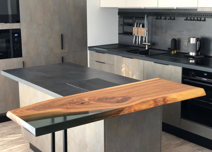 Wood and resin countertop