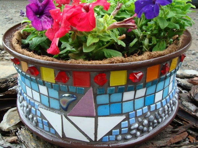 rim flowerbed