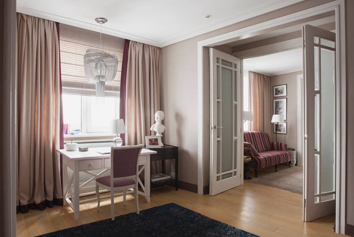 door design in the interior in the neoclassical style