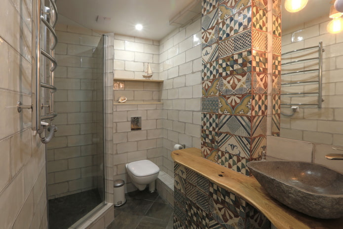 Box in tiles