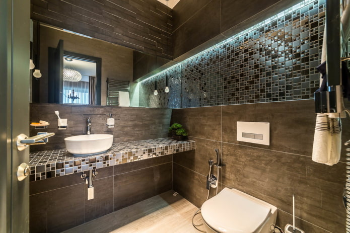 niche in the wall in the bathroom interior