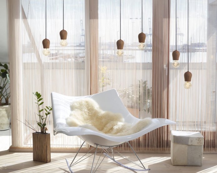 Thread curtains