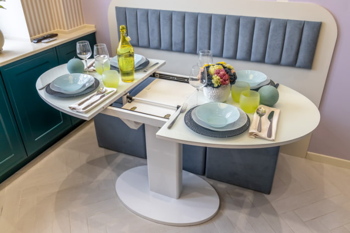 extending table