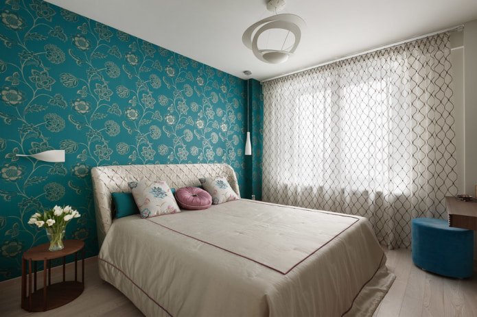 turquoise wallpaper in the bedroom